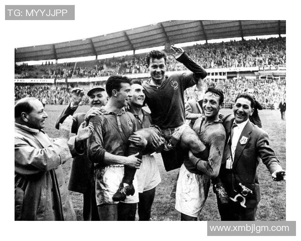 80年代法国足球巨星风采回顾 荣耀与传奇交织的时代 80年代法国足球巨星风采回顾 荣耀与传奇交织的时代