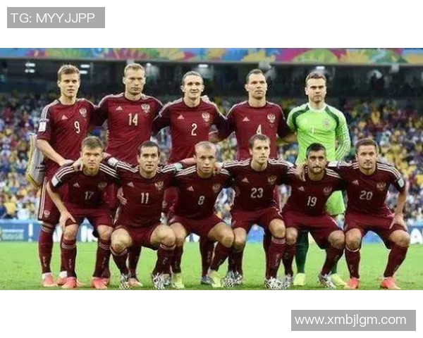 当今足球排名第一球星的辉煌成就与未来展望解析